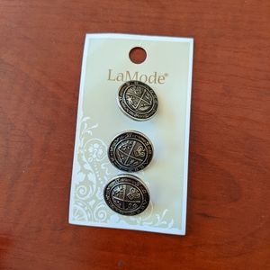 NWT La Mode 3/4 IN 19mm buttons vintage silver (3 buttons)